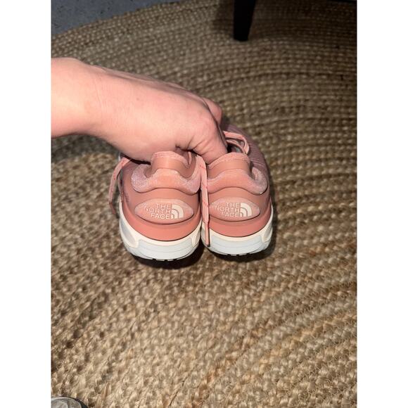 The North Face Women's VECTIV Escape trail running shoes in Rose Dawn size 8.5 - Picture 5 of 5